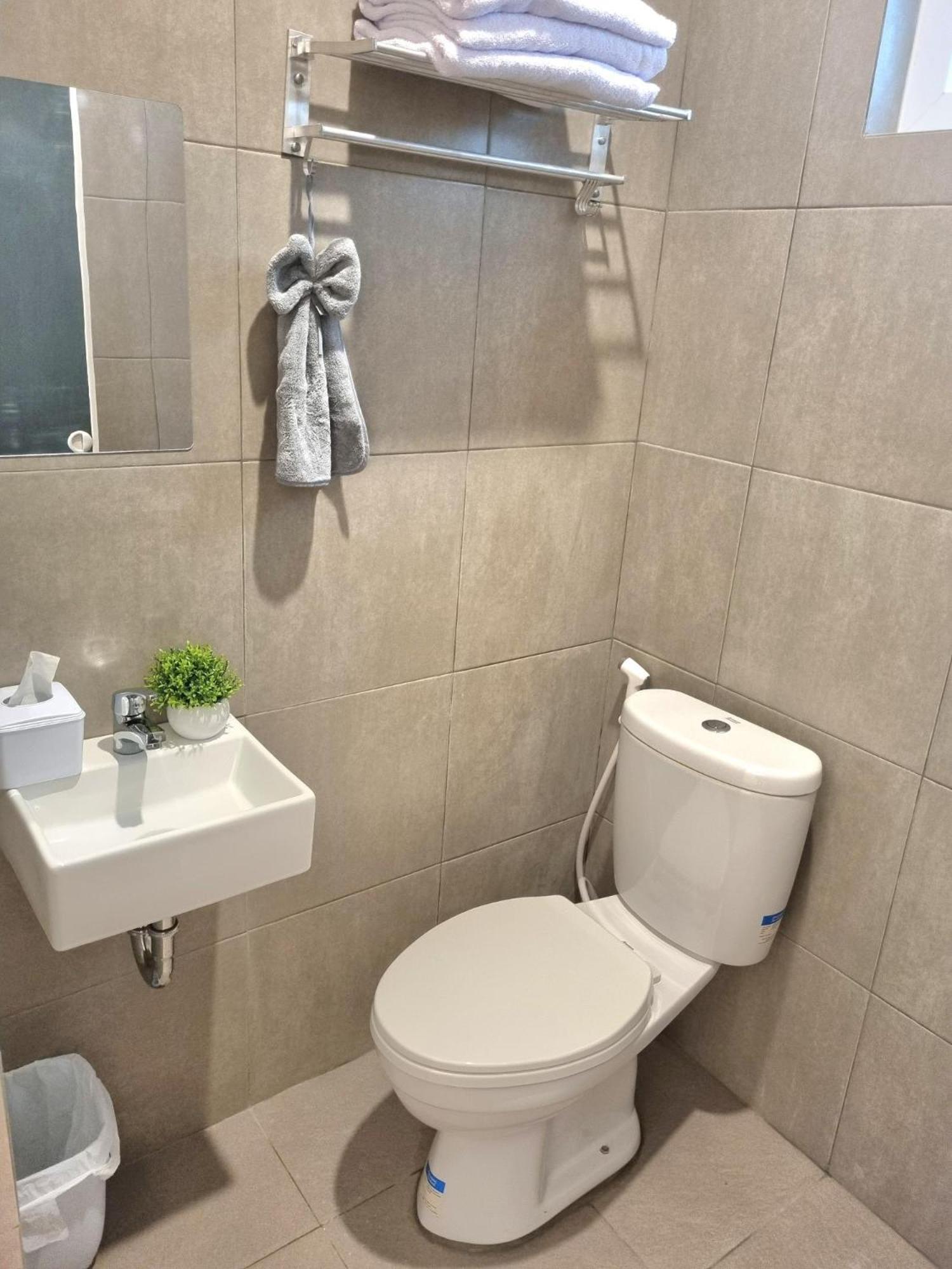 Zizi Homey 302 Cemara Asri Wisma tamu Medan