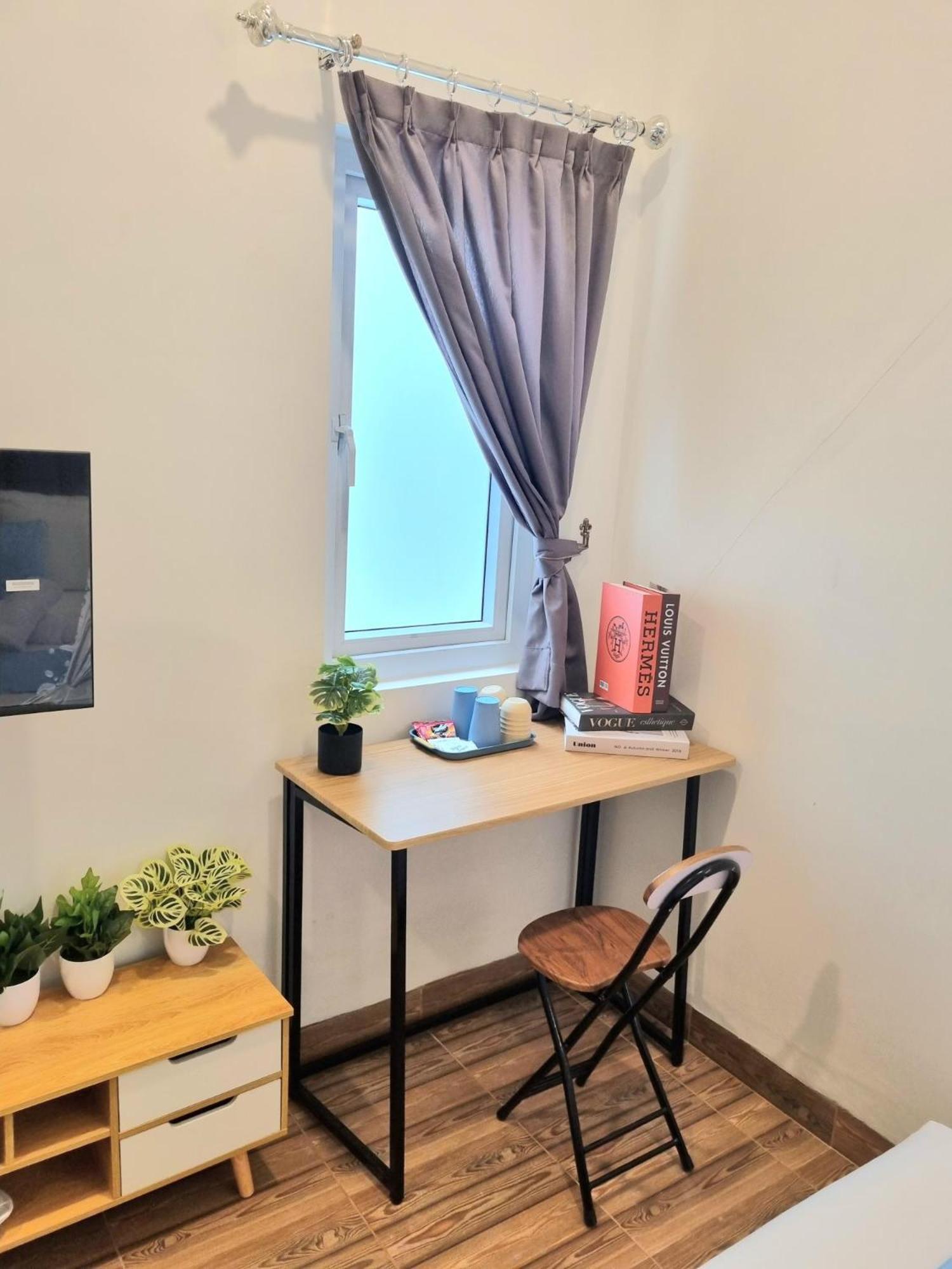Zizi Homey 302 Cemara Asri Medan
